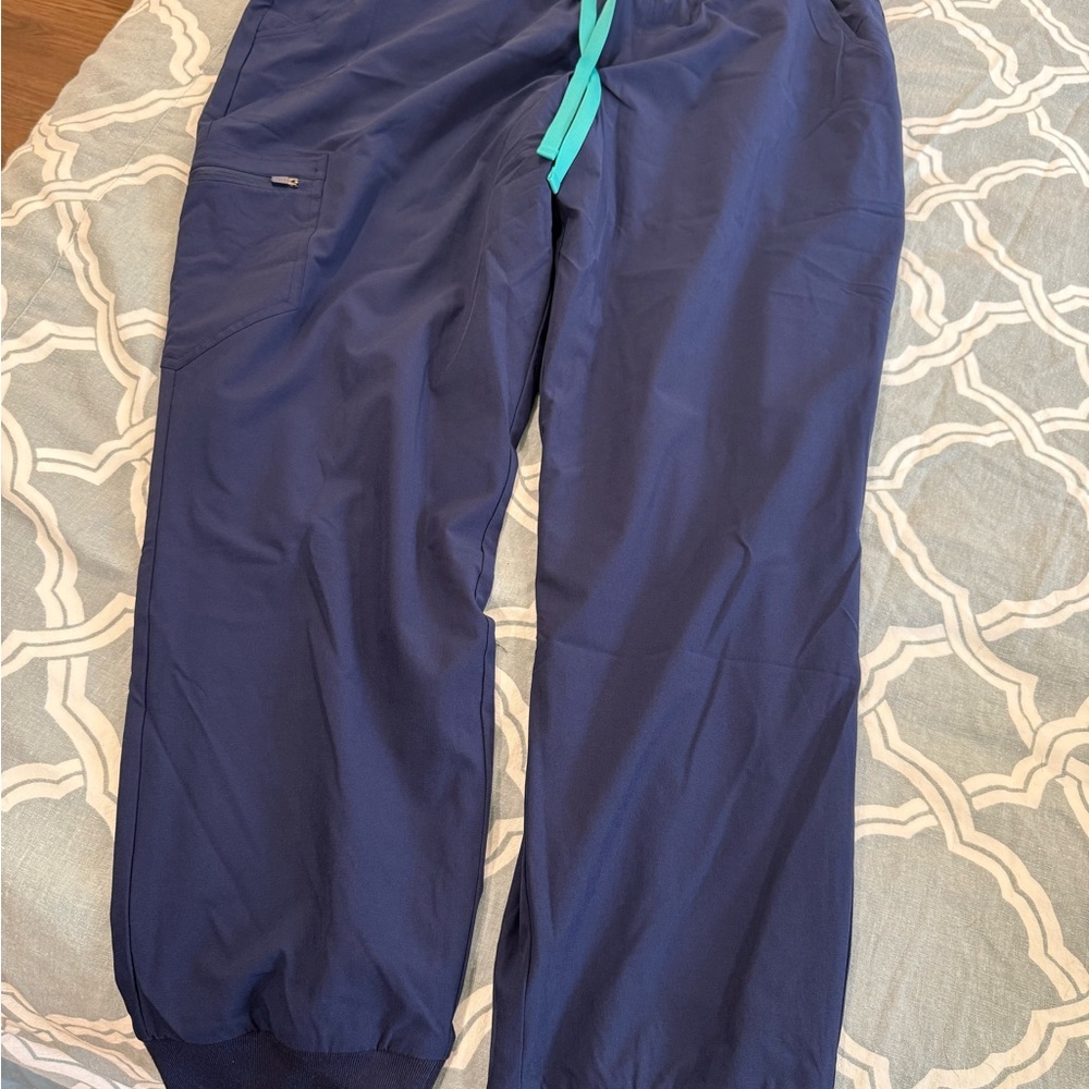 Figs Navy FREEx Lined Zamora Jogger Pants with Aqua Drawstring